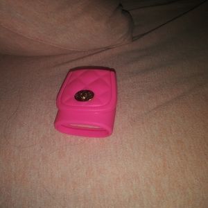 Bbw pocket back holder